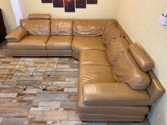 Large Family Caramel Leather Corner Sofa (KT)