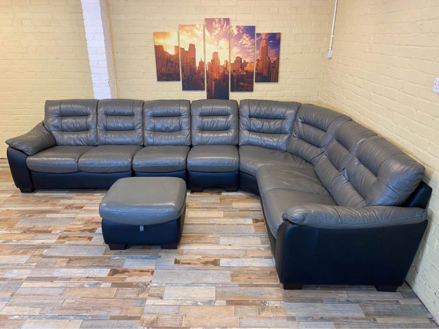 Huge Luxurious Black/Grey Leather Corner Sofa