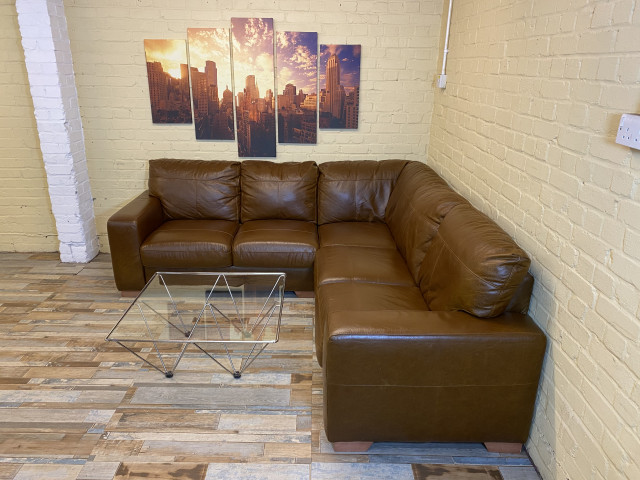 Sumptuous Brown Leather Corner Sofa (ME)