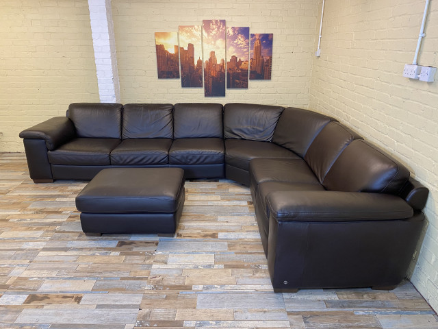 Large Natuzzi Brown Leather Corner Sofa (ME)