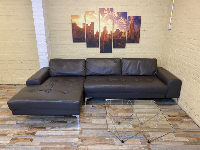 Spacious Deep Brown Leather Corner Sofa (KT)