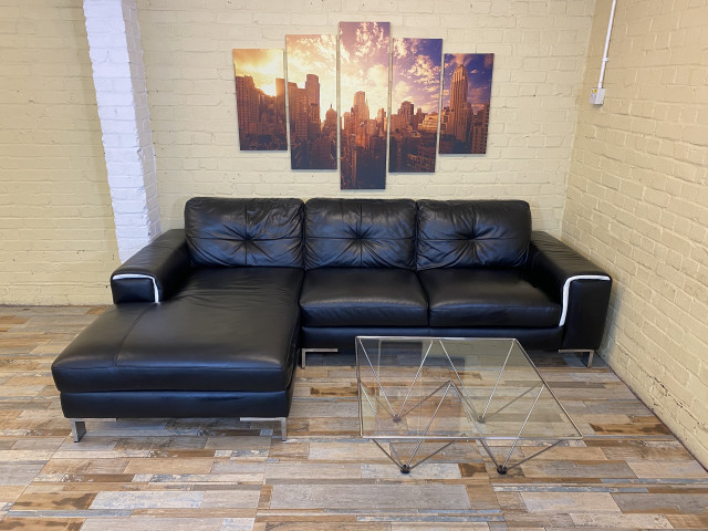Sleek Comfy Black Leather Corner Sofa (ME)