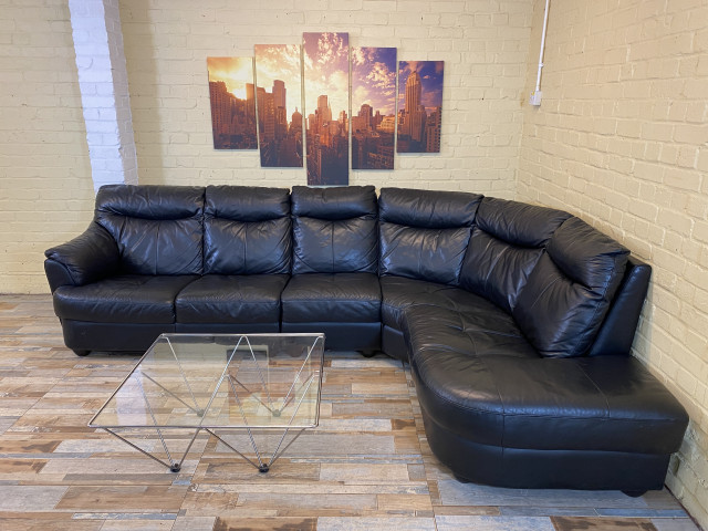 Long Modular Black Leather Corner Sofa (KT)