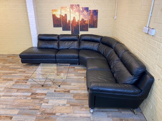 Major Black Leather Corner Sofa