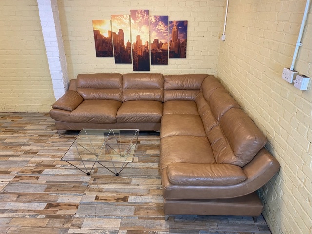 Delightful Beige Leather Corner Sofa (ME)