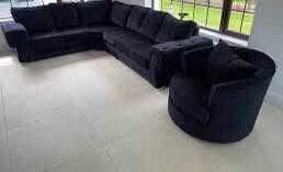 ***Top Quality Brand New Verona corner sofa cash o
