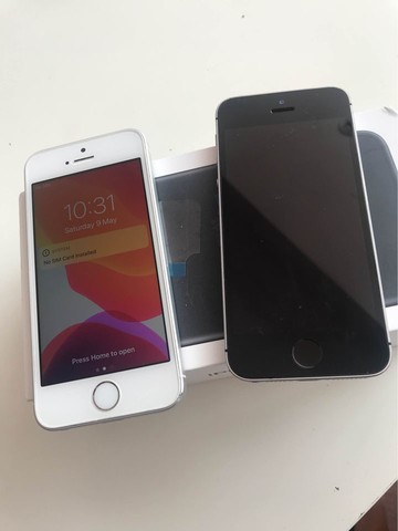 iPhone SE 32gb and 64gb Unlocked excellent conditi
