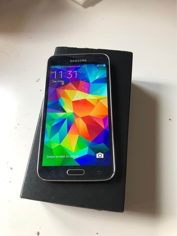 Samsung Galaxy s5 16gb unlocked excellent conditio