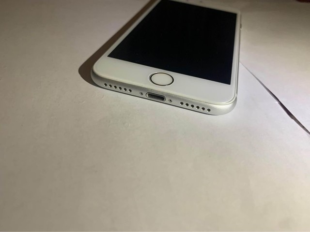 iPhone 7 32GB Unlocked Grade B condition
