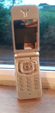 Philips 330 mobile phone