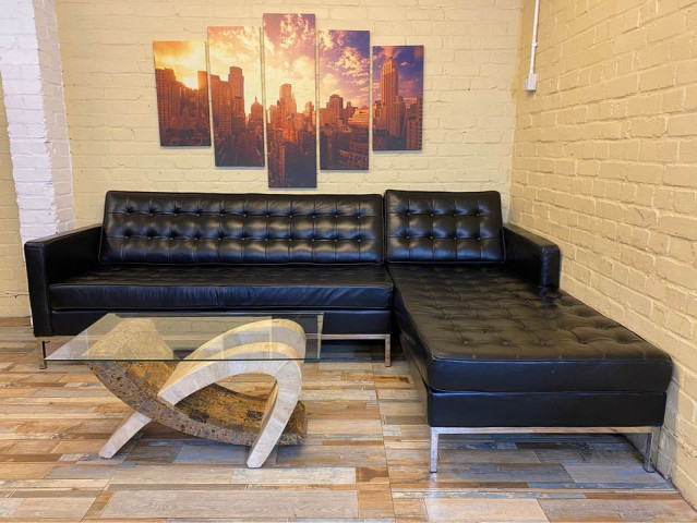 Perfect Black Leather Corner Sofa (KT)