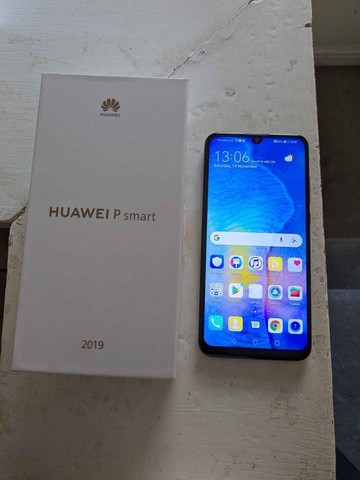Huawei P Smart 64GB Unlocked