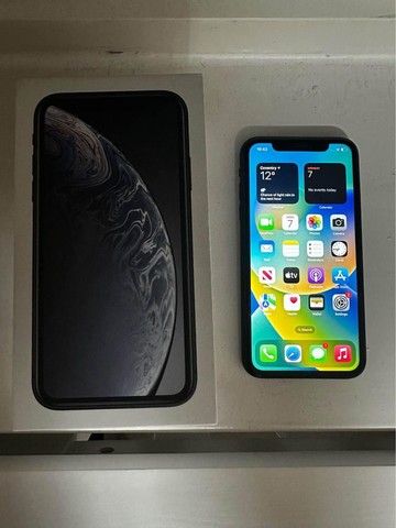 iPhone XR Black 128GB with case, screen protector 