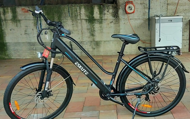 ESKUTE Polluno Pro Mid-drive Electric City Bike