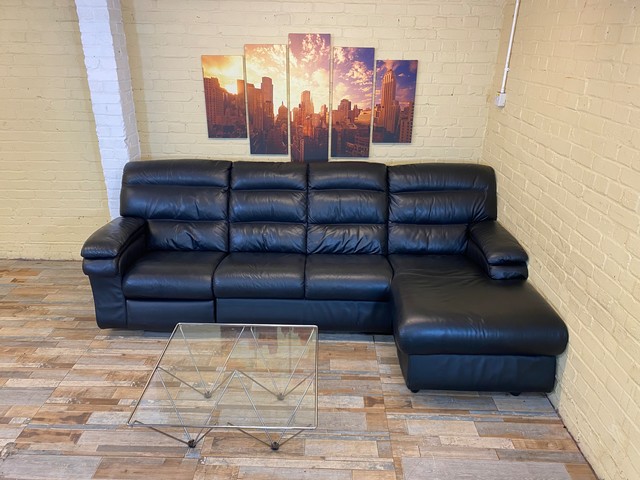 Sumptuous Black Leather Corner Sofa