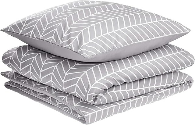 Amazon Basics Premium Microfibre Duvet Cover 2 Pie