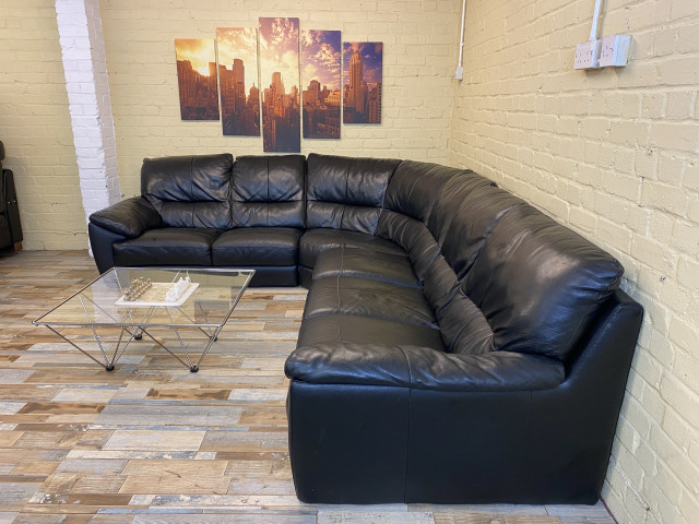 BIG Family Black Leather Corner Sofa