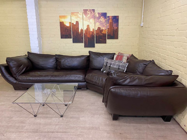 Large Stunning Brown Leather Corner Sofa