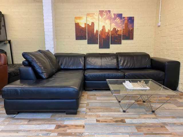 Extremely Comfy Black Leather Corner Sofa