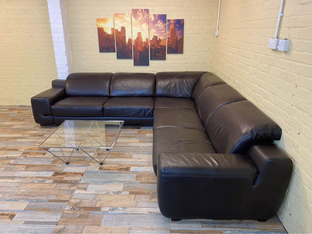 Pristine Plush Brown Leather Corner Sofa (KT)